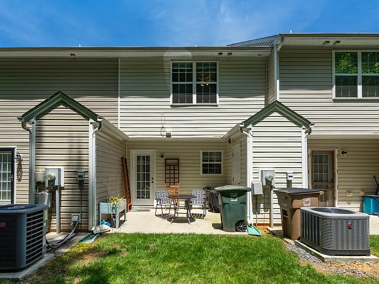 125 Swan Haven Ln — Photo 16