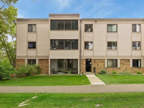 10540 43rd Ave N APT 111, Plymouth, MN 55442