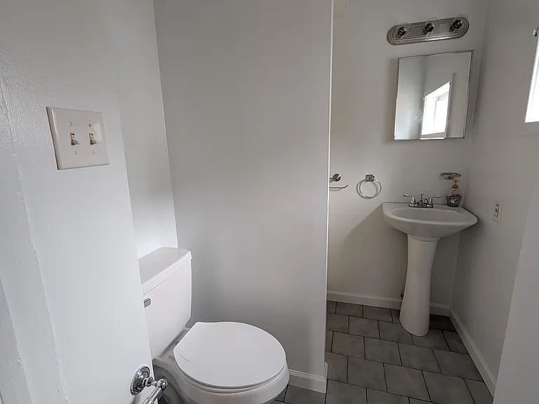 3 Union St E #1B — Photo 16