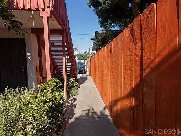 4th image of 4753 35th St Unit 7