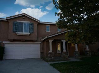 7196 Plum Tree Pl, Fontana, CA 92336