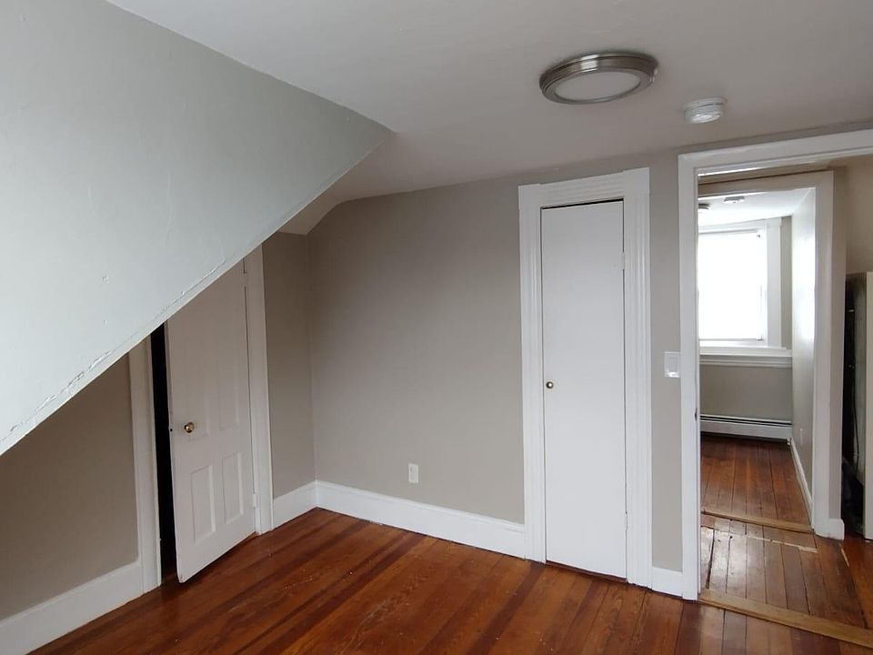 1st image of 30 Weaver St Floor 3