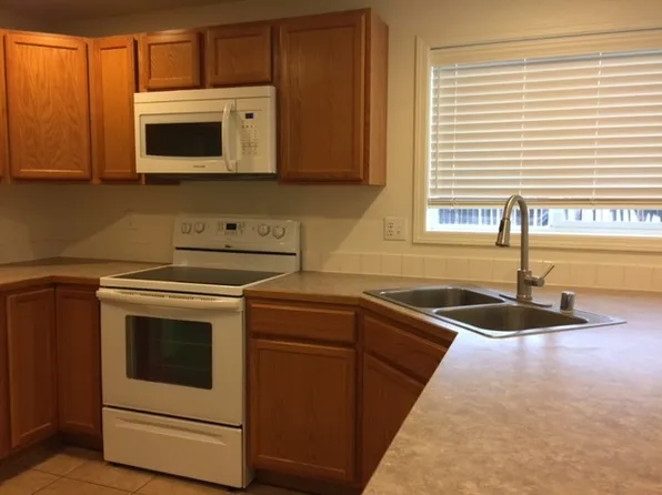 526 Monarch St, Moses Lake, WA 98837