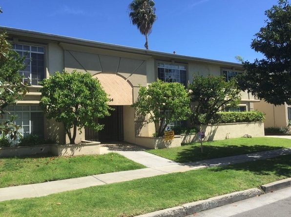 264 S Doheny Dr #12