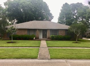 13635 Cedar Ridge Ave, Baton Rouge, LA 70817