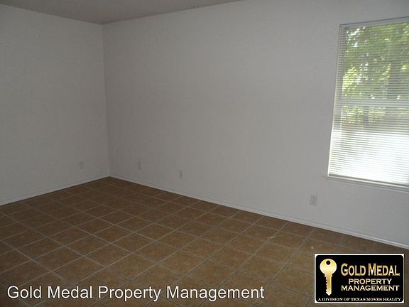 4th image of 208A Dale Earnhardt Dr #A