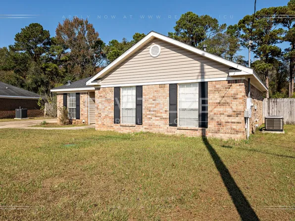 13542 Daniels Dr, Mobile, AL 36695