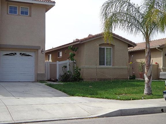 3rd image of 2445 W Etiwanda Ave