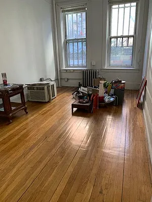 Rented by Prime Rok Real Estate LLC | media 13