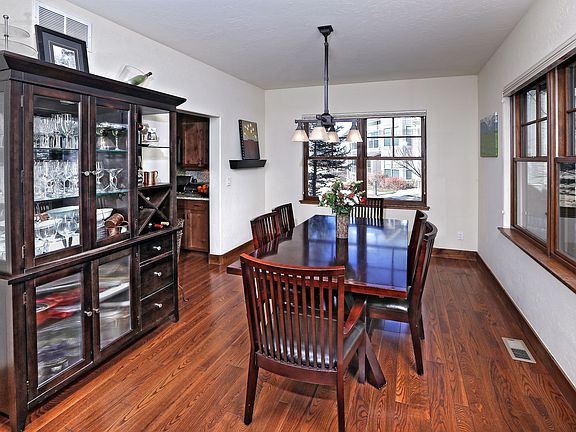 3rd image of 3263 Montgomerie Cir #D1