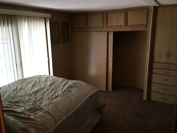 Master with large closet