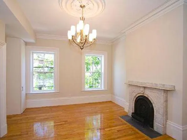 656 Massachusetts Ave, Boston, MA