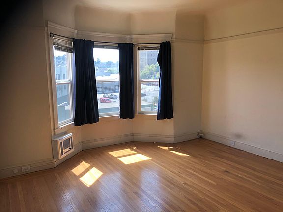 5th image of 3456 Cesar Chavez St #6