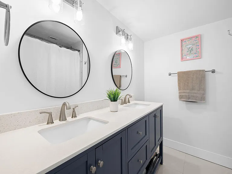 2200 NE 33rd Ave #2D — Photo 23