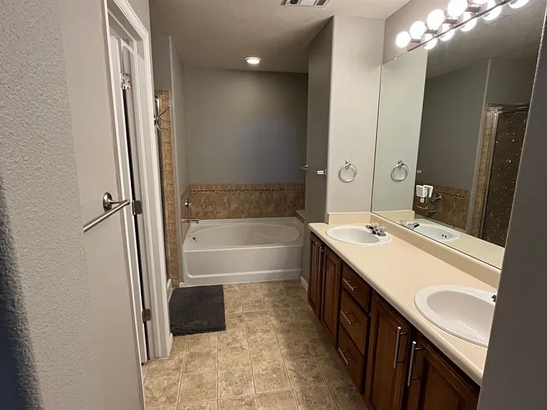 1496 Royal Troon Dr — Photo 17