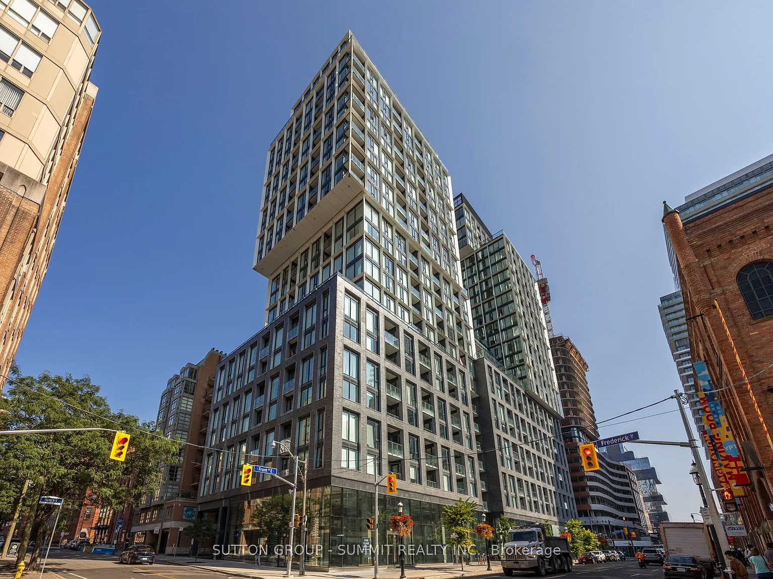 2 bed, $2,400 — Photo 1