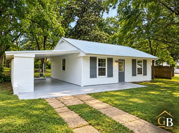 507 4th St SE, Springhill, LA 71075