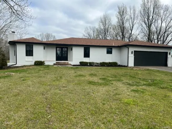 16945 Cedar Ln, Dexter, MO 63841