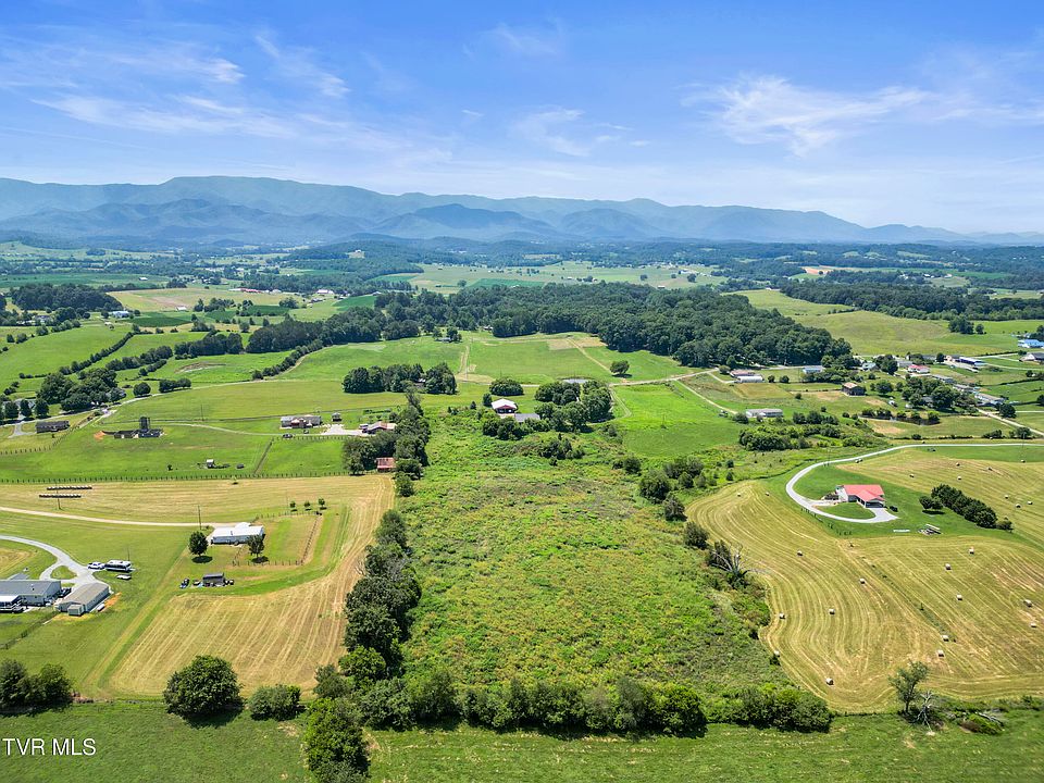 2nd image of 1007 Barren Valley Rd