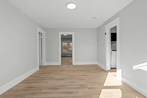 50 Hillside Pl Photo 1