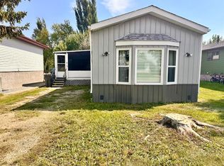 613 W Iris St, Rosemary, AB T0J 2W0