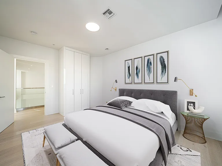 1024 Adams St #200 — Photo 8