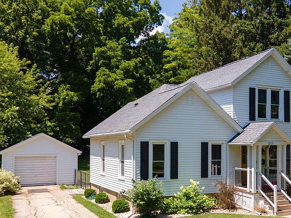 2nd image of 211 N Ferry DRIVE