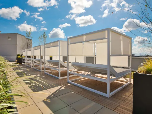 123 Parkside Avenue image 2 of 20