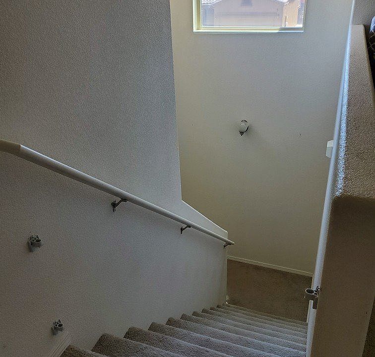 2nd image of 9601 Mirasol Ave NW