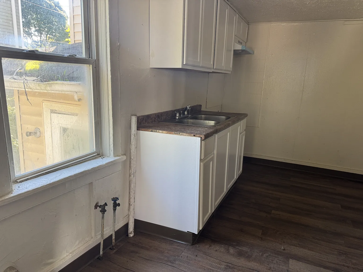 181 Orange Street - Front — Photo 1