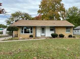 1050 Airport Rd, Norton Shores, MI 49441