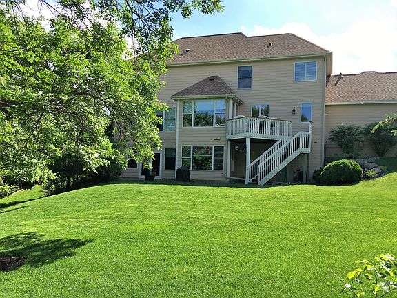 4th image of 3813 Fairway Dr