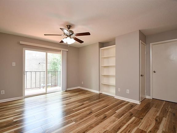 2nd image of 12955 Woodforest Blvd APT 20