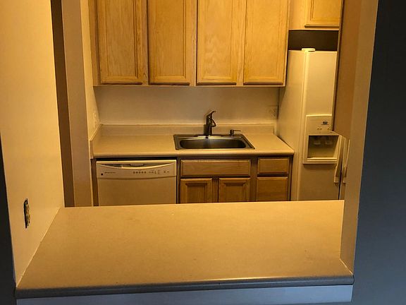 3rd image of 7060 Villa Dr APT 2