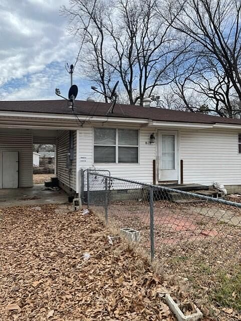 1st image of 819 N Detroit Ave