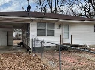 819 N Detroit Ave, Russellville, AR 72801