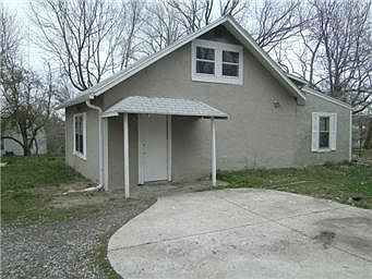 1st image of 3207 Donnelly Ave