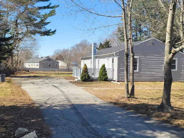 11 Vergennes Court, Groton, CT 06340