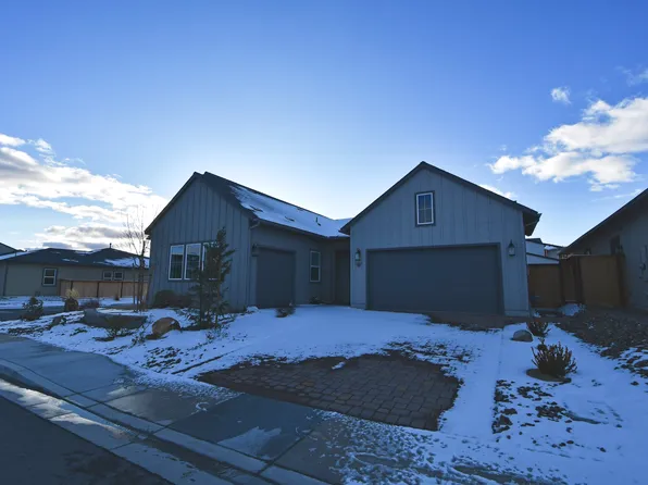 7587 Calypso Dr, Sparks, NV 89436