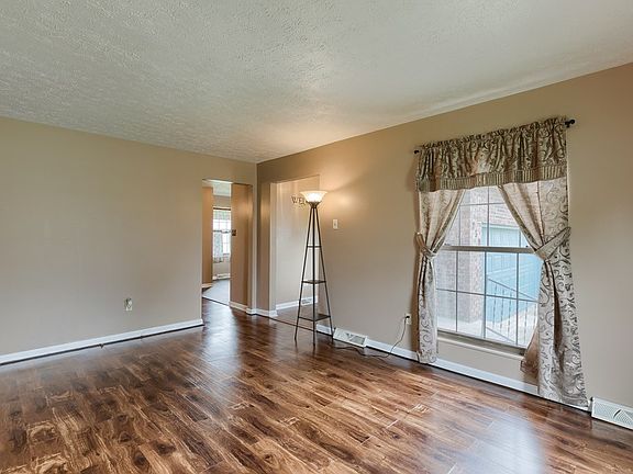 4th image of 250 Bluegrass Dr