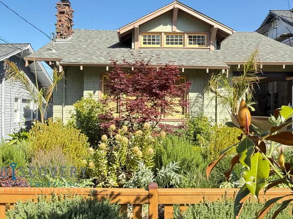 4624 Dolores Ave, Oakland, CA 94602