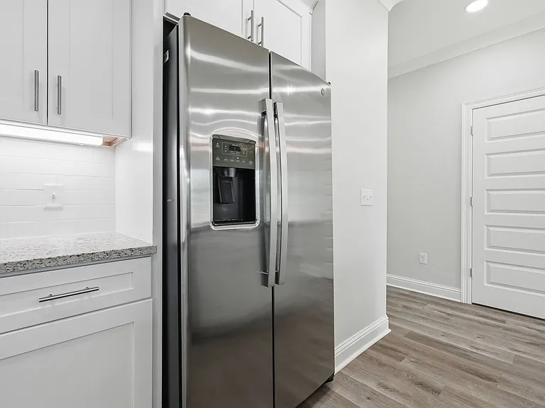 699 Woodlawn Ave NW — Photo 12
