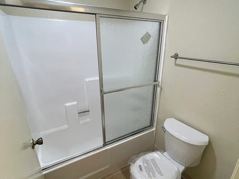 11748 Courtleigh Dr — Photo 15