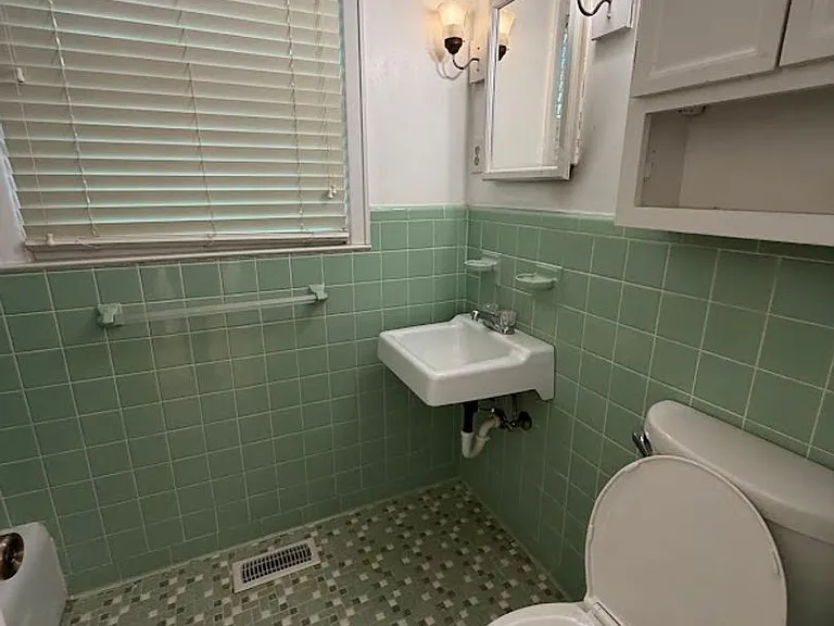 1212 Old Mill Rd — Photo 16
