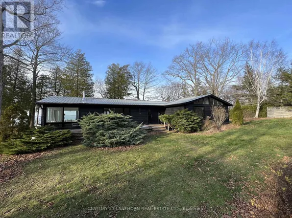 240 Salmon Point Rd, Prince Edward County, ON K0K 1P0