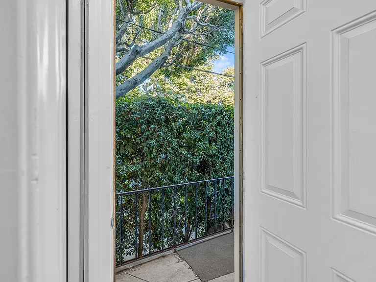 8700 Bonner Dr — Photo 14