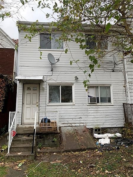 2nd image of 1429 5th Ave