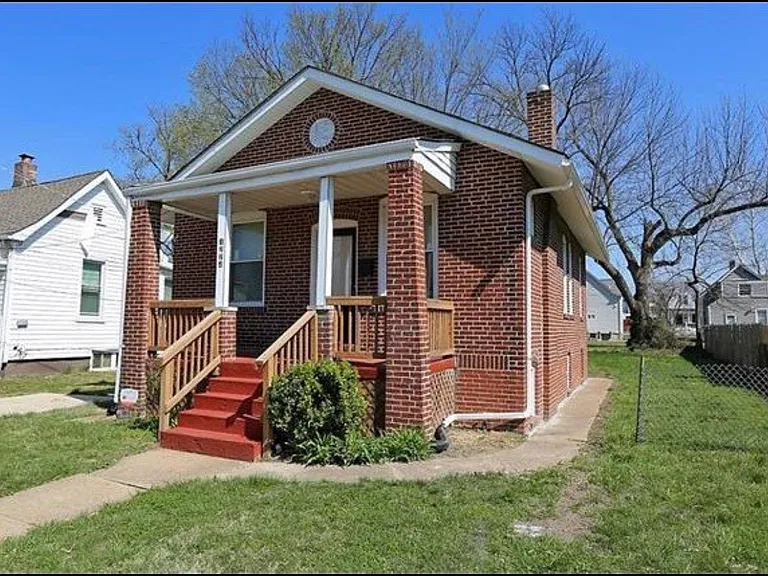 1224 Griefield Pl — Photo 2