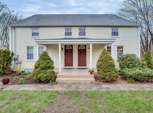 12 Carlisle Rd #12, Bedford, MA 01730