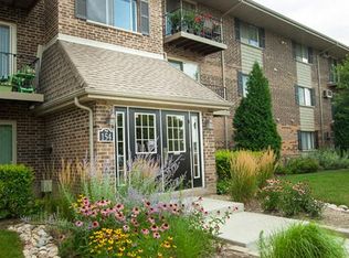 136 Greenway Trl #6-1621D, Carol Stream, IL